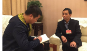 （本地）谁将成为萤火受助对象 昨日开始筛选是否有爱心是衡量要素之一